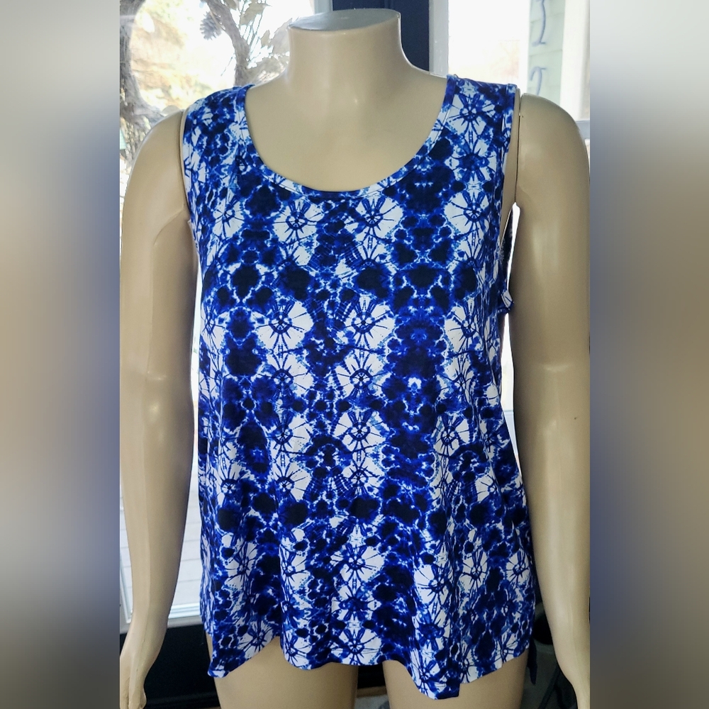 NWT Jones New York Blue Sleeveless Tank Top with Abstract Design